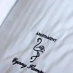 Czarny Flaming Apartmán